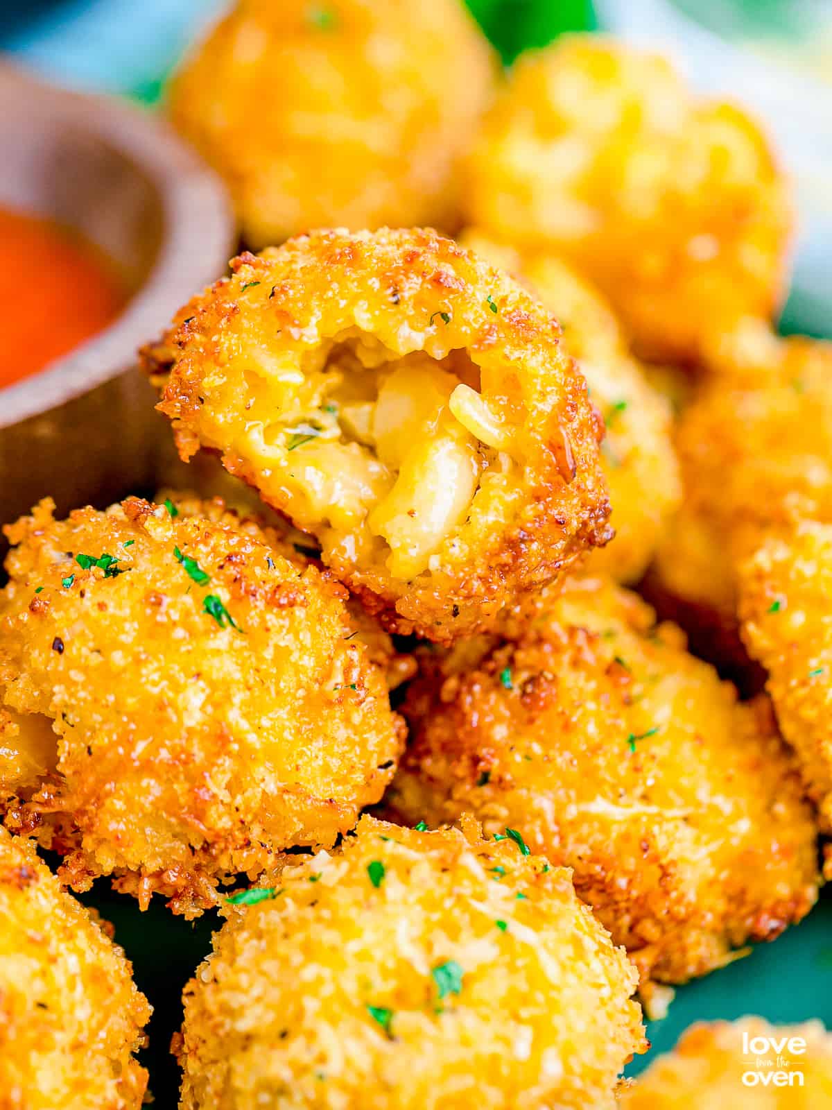 MAC ‘N’ CHEESE BITES